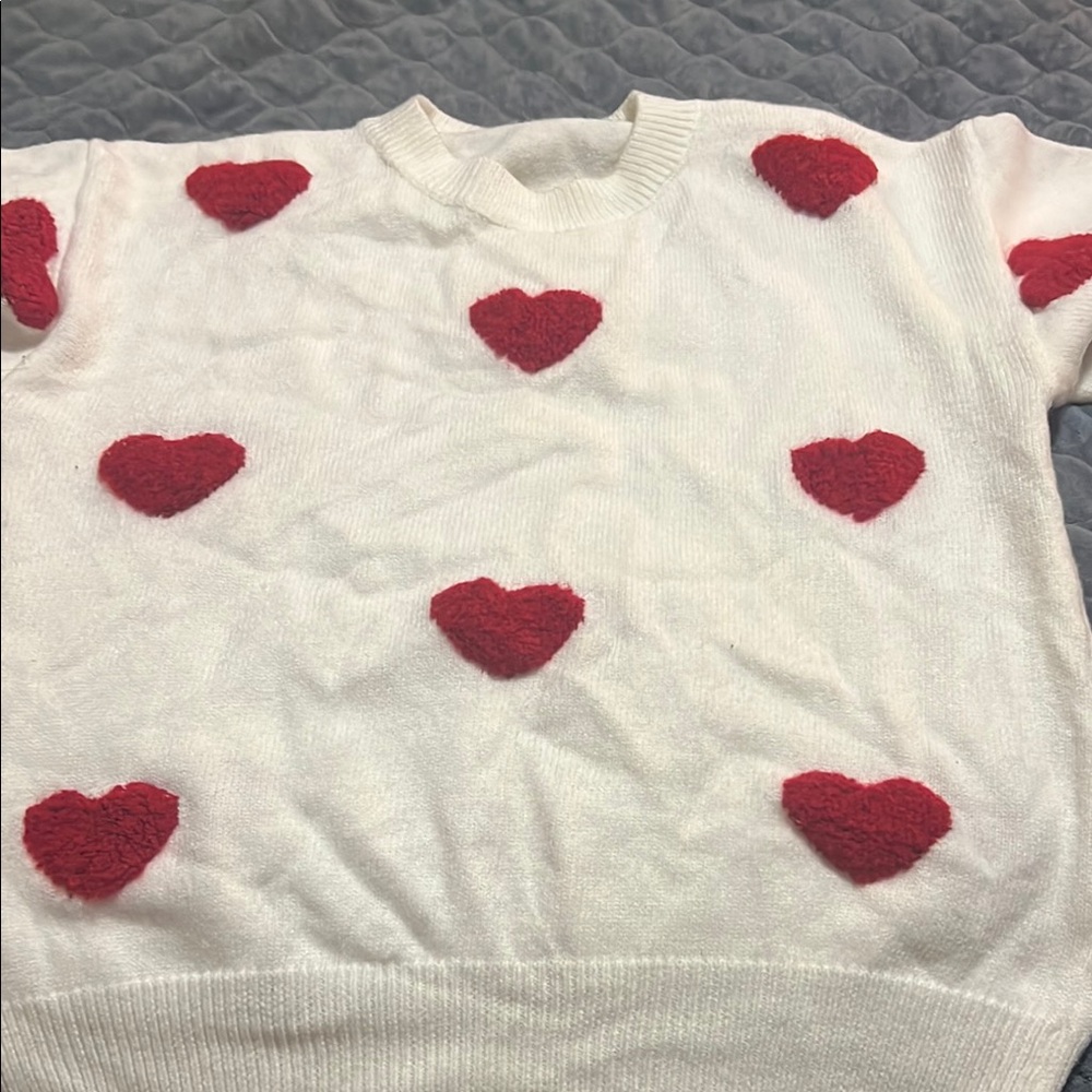 Cozy White Crew Neck Sweater with Red Heart Pattern